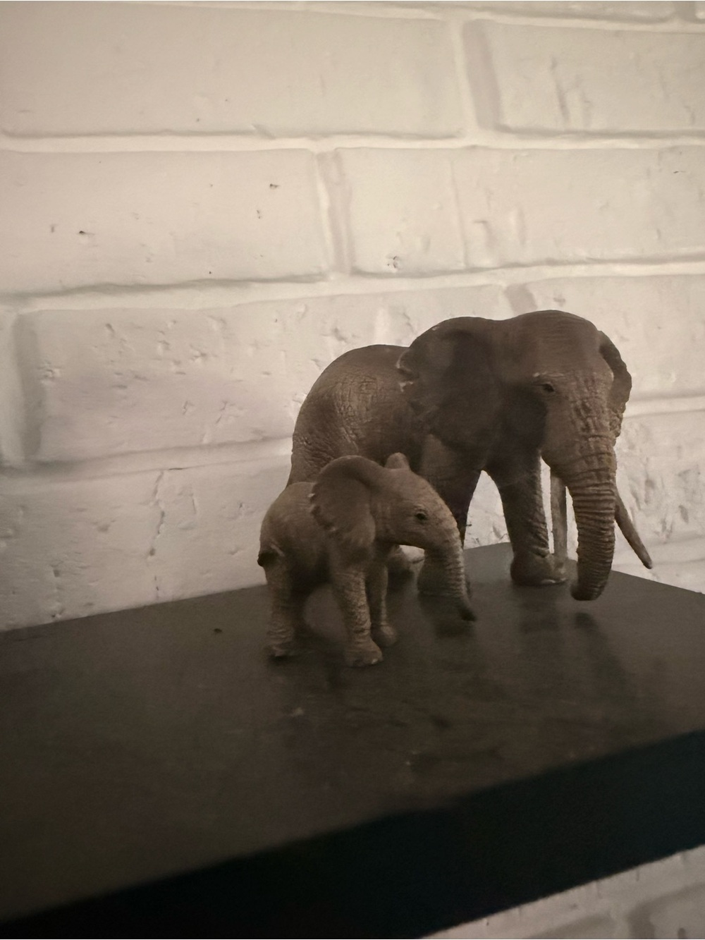 Brown Elephant Figurine Pair – Home Accents Decor